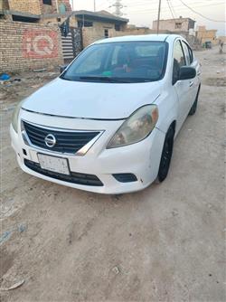 نيسان فيرسا